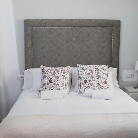 Goya Apartment
